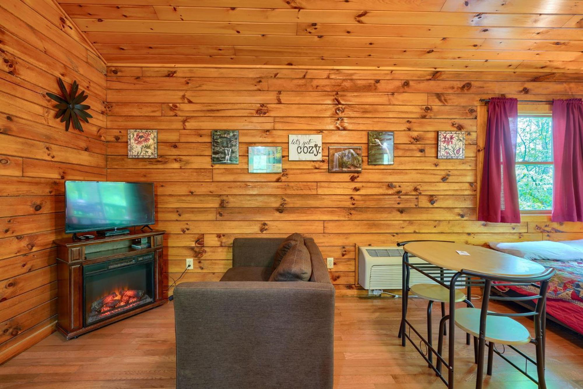Blue Rose Cabins - Cozy Cabin 洛根 外观 照片