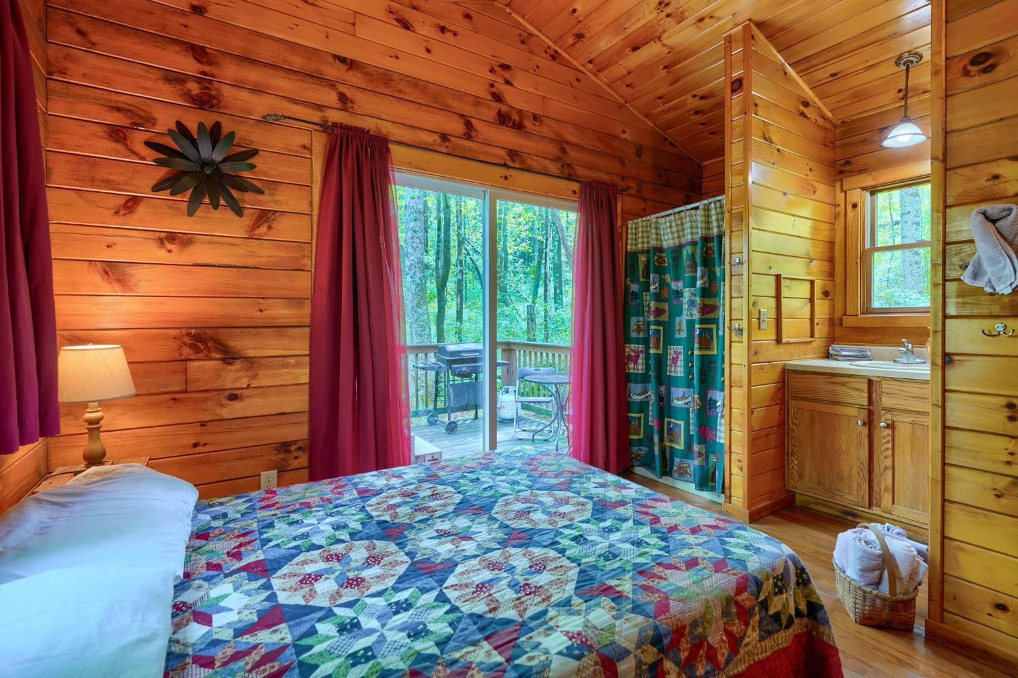 Blue Rose Cabins - Cozy Cabin 洛根 外观 照片
